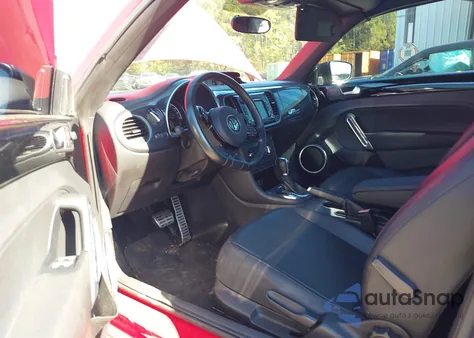 2013 Volkswagen Beetle 2.0T z USA, uszkodzony, nr VIN 3VW7A7AT0DM815375